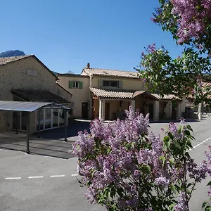  Hostel L'oustaou