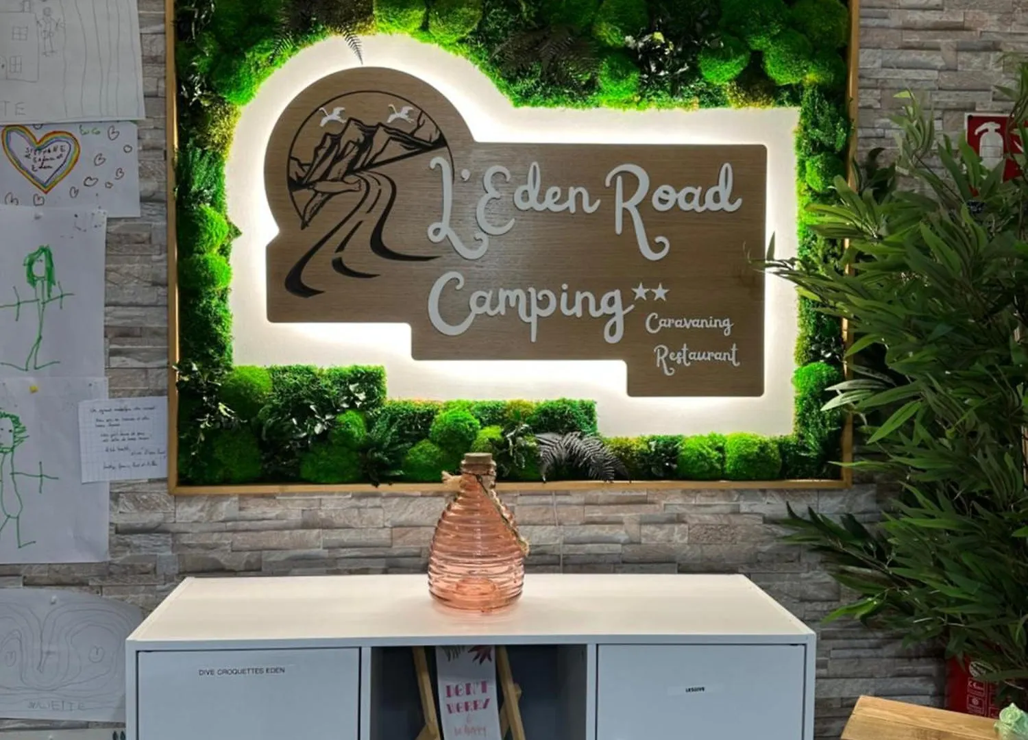 Campsite Camping L Eden Road Castellane France